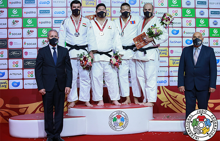  Ҳ    Қ BAKU GRAND SLAM