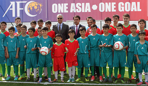 Дар Душанбе 4 майдончаи дигари футболбозӣ ба истифода дода шуд